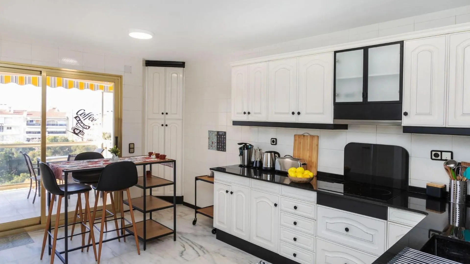 קמברילס Apartment Creu De La Missio By Interhome