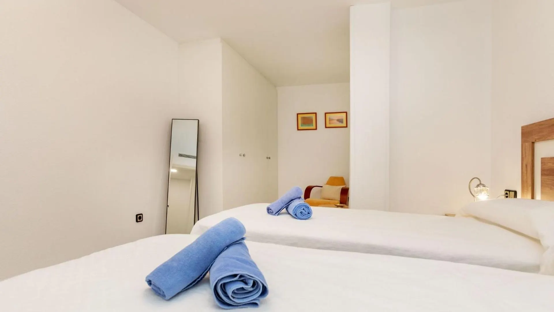 קמברילס Apartment Creu De La Missio By Interhome